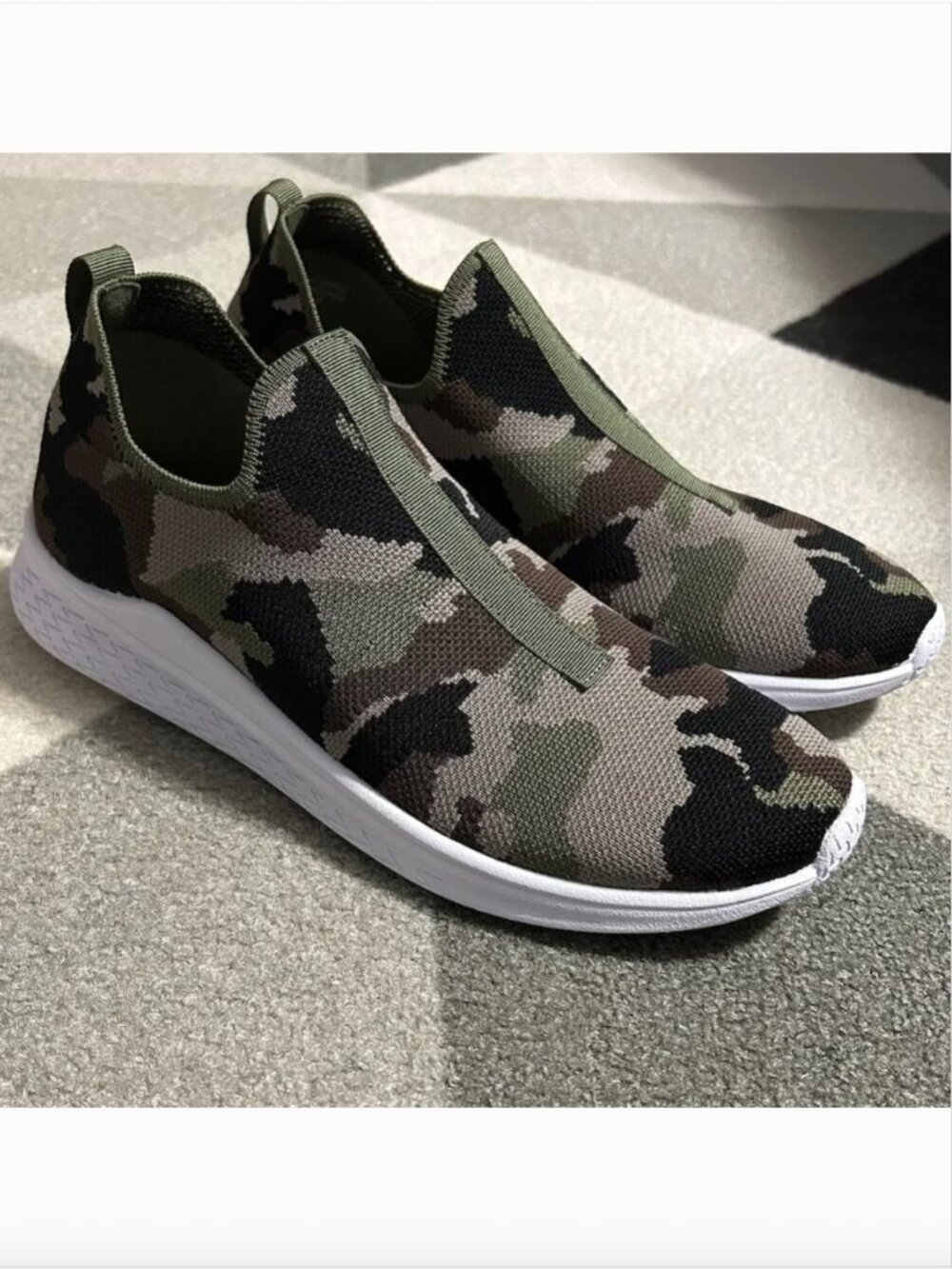 Urban Sport by J/Slides ⭐️EUC⭐️ Dalila‎ Camo Slip-on Sneakers Women's Size 9.5M